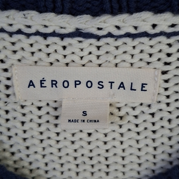 Aeropostale Oversized Striped "Amore" Heart Sweater Sz Small - Picture 5 of 8